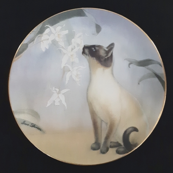 Collectable Cat Plate "Nose in Bloom" - Picture 1 of 2